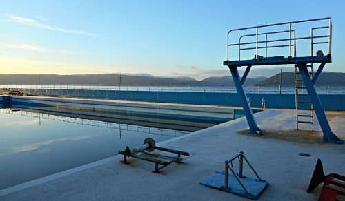 Swimming Pool Maintenance tips winter